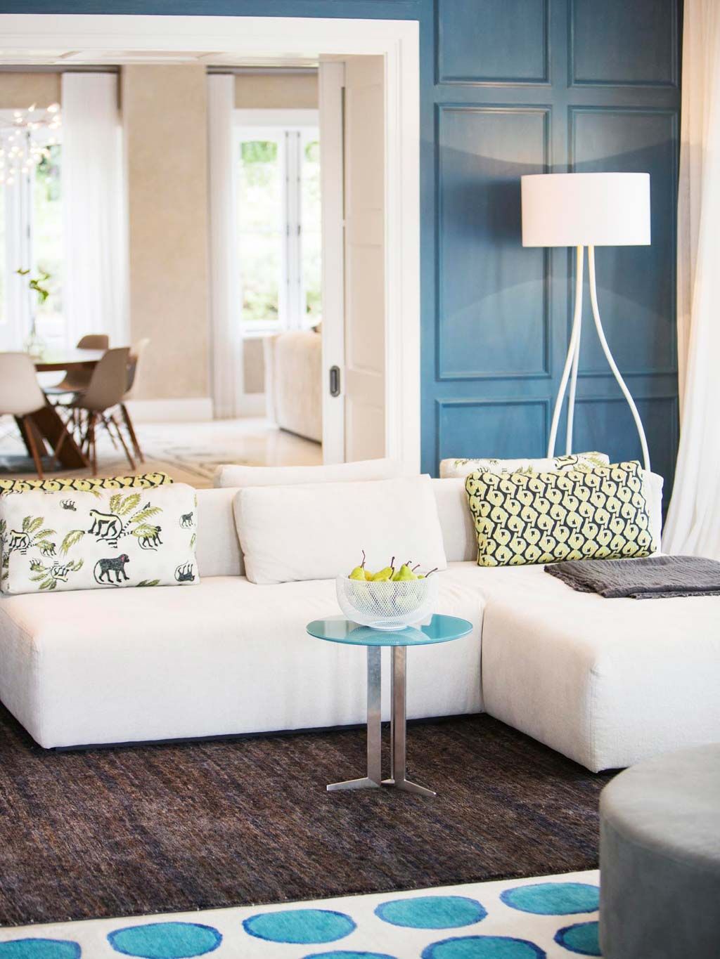 Living room, Furniture, Room, Interior design, Turquoise, Blue, Couch, Aqua, Property, Table, 