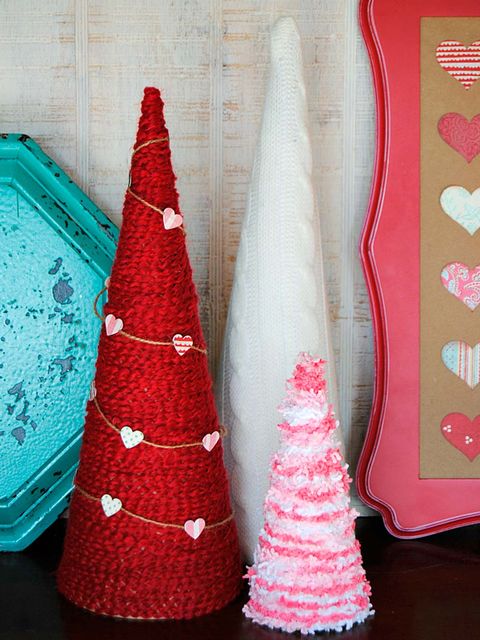 Red, Cone, Pink, Christmas decoration, Pattern, Aqua, Christmas tree, Teal, Turquoise, Costume accessory,