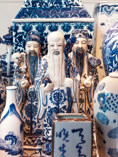 Ceramic, Art, Artifact, Porcelain, Creative arts, Carving, Craft, Collection, Bottle, Souvenir, 