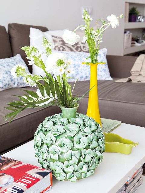 Yellow, Room, Flower, Interior design, Interior design, Home, Living room, Couch, Vase, Flowerpot, 