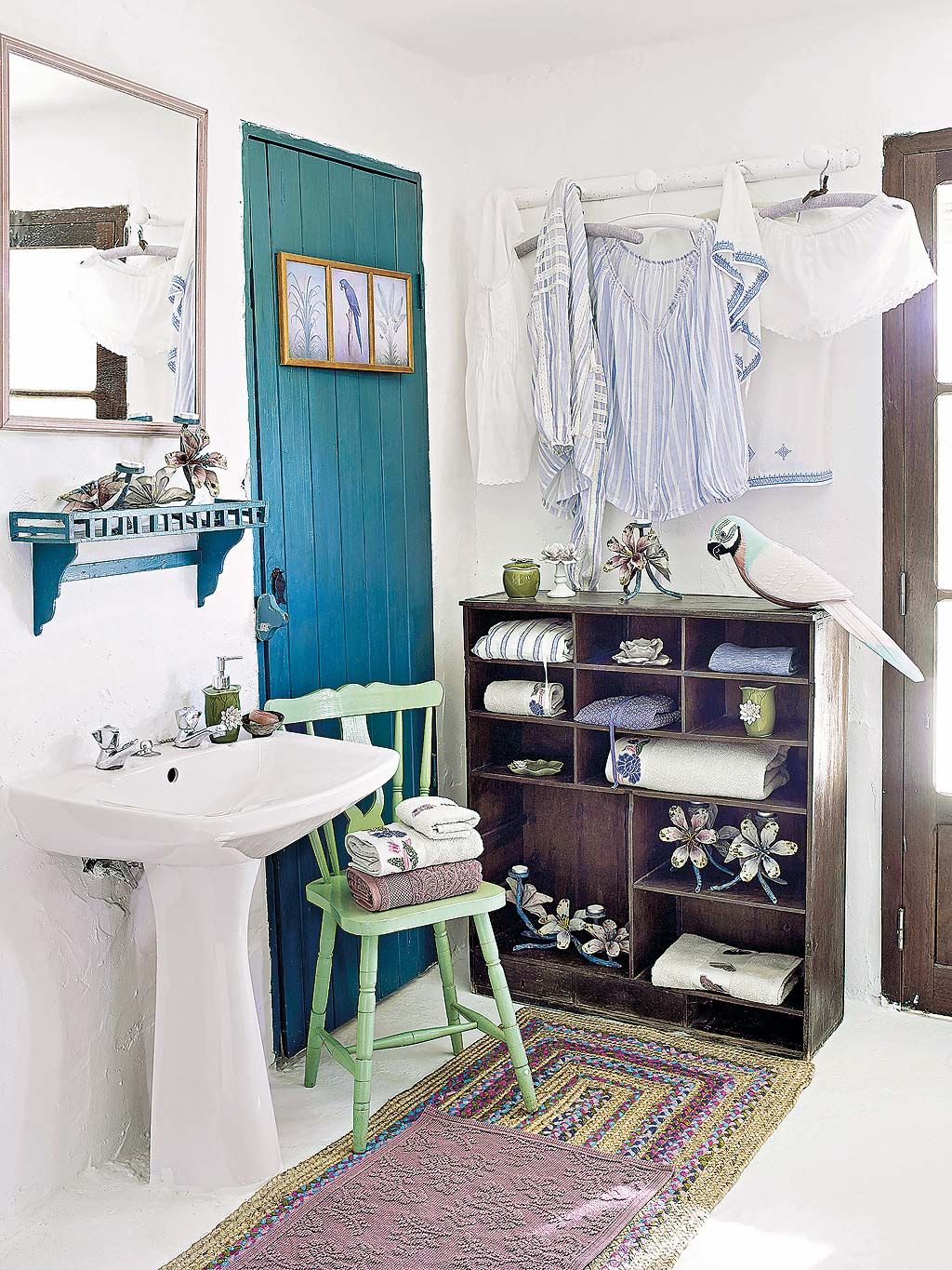 Blue, Room, Bathroom, Green, Interior design, Turquoise, Furniture, Property, Yellow, Purple, 