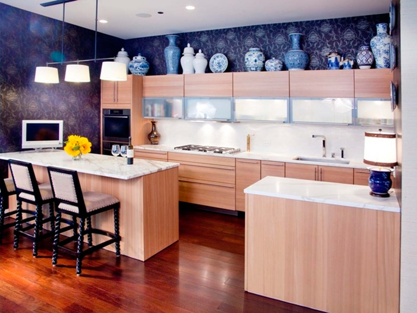 Countertop, Cabinetry, Furniture, Kitchen, Room, Interior design, Property, Lighting, Floor, Building, 