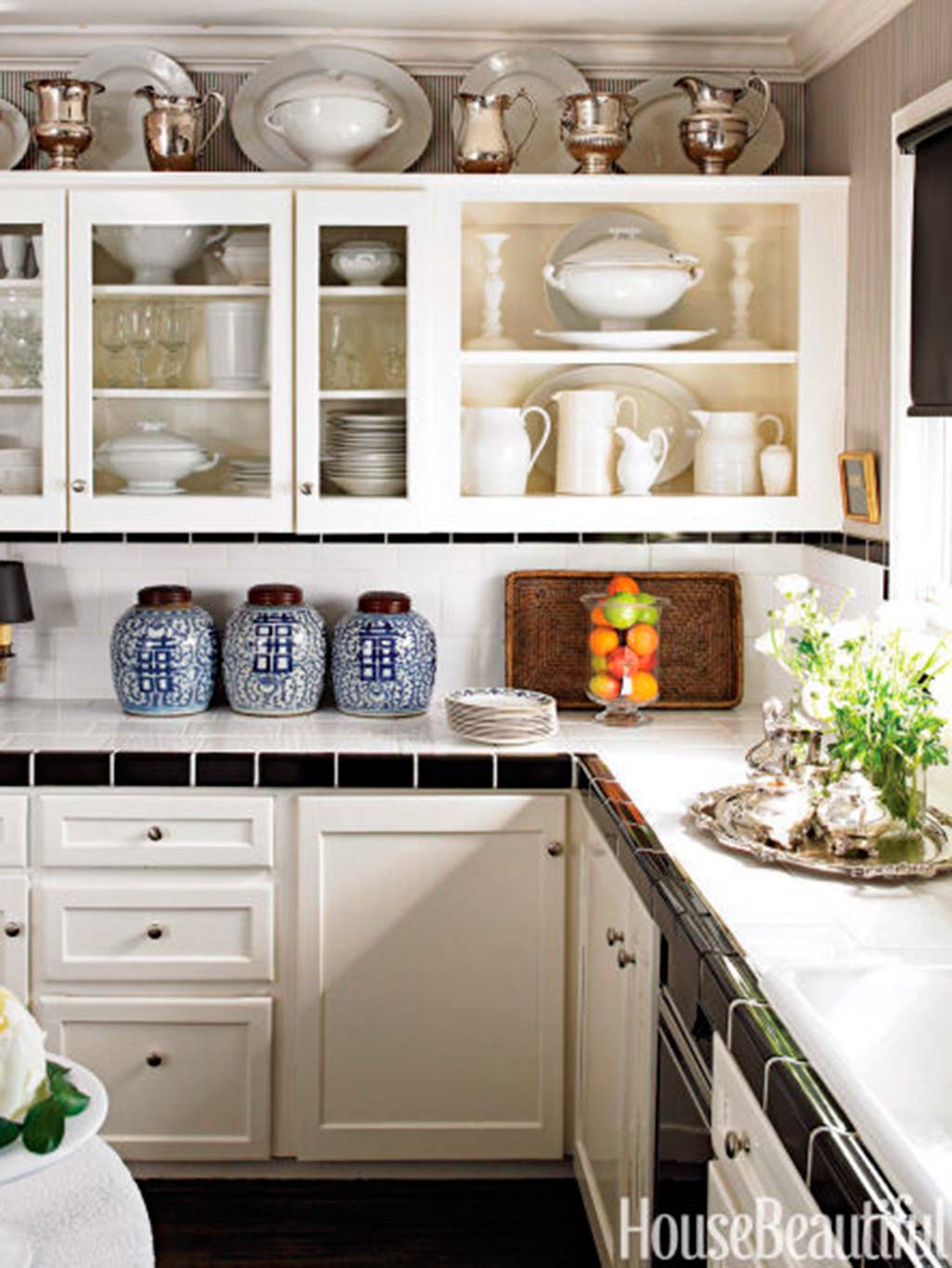 Serveware, Dishware, Room, White, Shelving, Porcelain, Shelf, Cabinetry, Ceramic, Grey, 