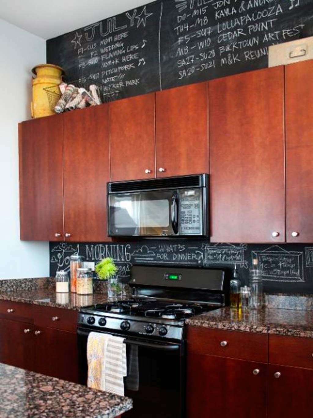 Countertop, Cabinetry, Room, Furniture, Kitchen, Property, Interior design, Building, Home, Tile, 