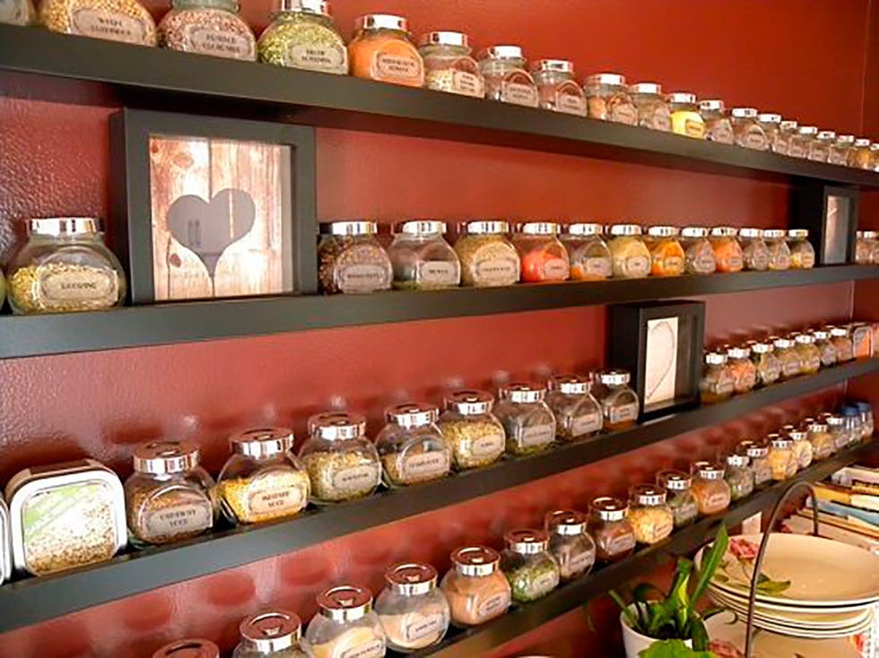 Shelf, Retail, Display case, Collection, Bakery, Sweetness, Delicacy, Convenience store, Baking, 
