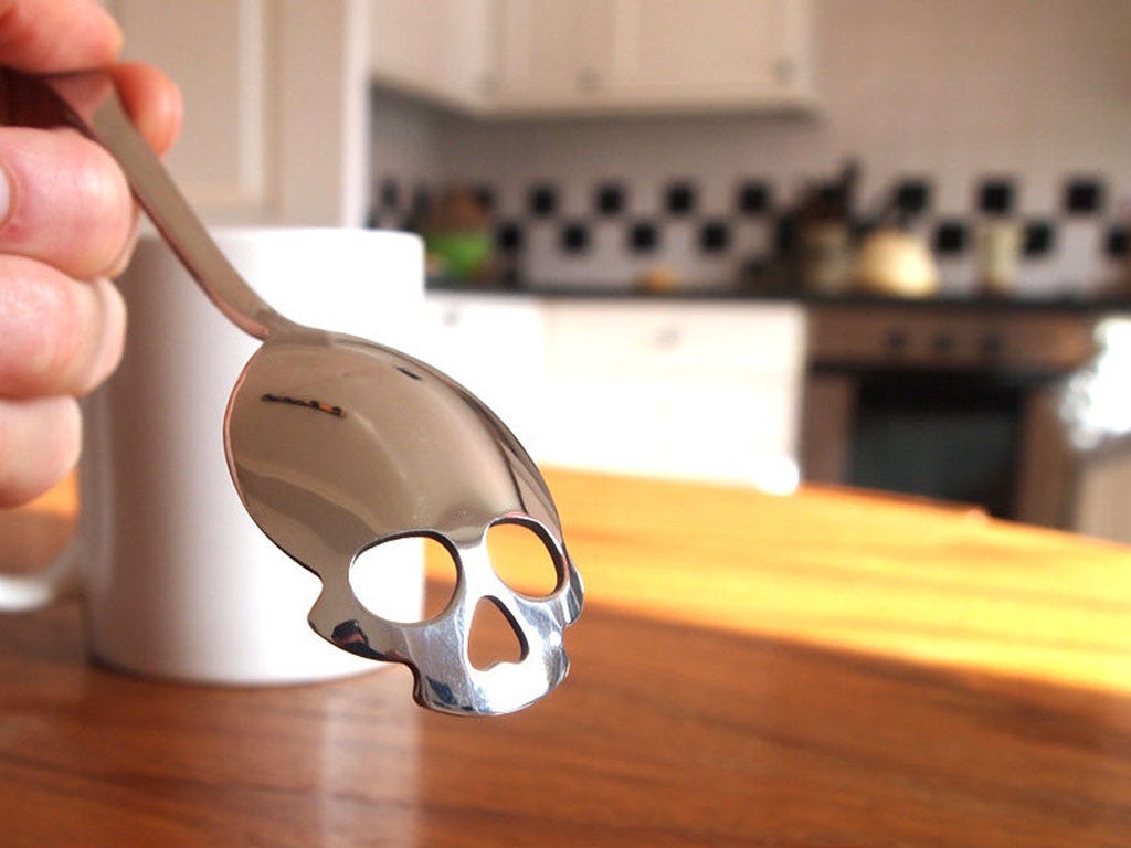 Finger, Wood, Hardwood, Nail, Wood stain, Kitchen, Thumb, Plywood, Kitchen utensil, Wood flooring, 