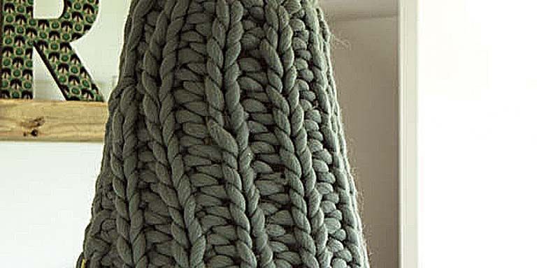 Textile, Woolen, Shelving, Grey, Wool, Teal, Thread, Shelf, Knitting, Synthetic rubber, 