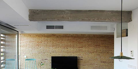 Salón con pared de ladrillo salón con pared de ladrillo
