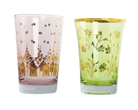 Liquid, Drinkware, Glass, Highball glass, Tumbler, Transparent material, Cup, Old fashioned glass, Serveware, Cylinder, 