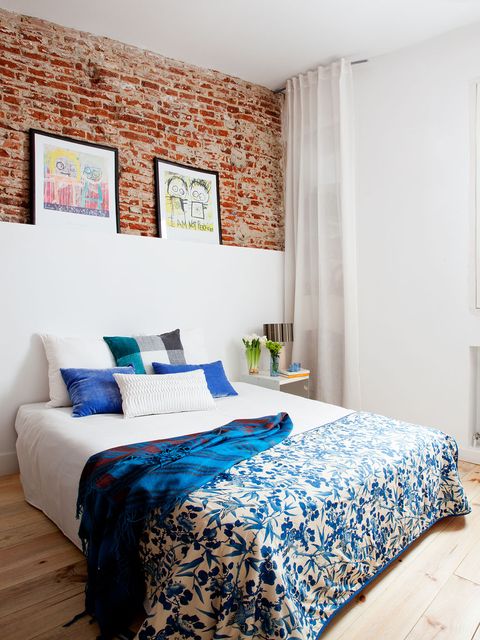 Blue, Room, Bed, Interior design, Wall, Property, Bedding, Bedroom, Textile, Floor, 