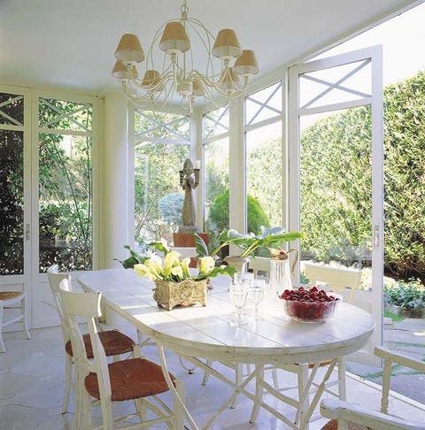 Interior design, Room, Table, Furniture, Ceiling, Glass, Chair, Interior design, Light fixture, Fixture, 