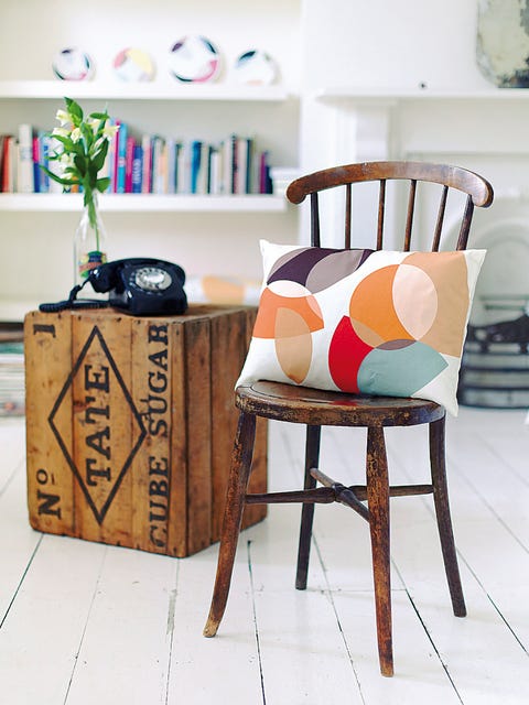Shelf, Shelving, Paint, Houseplant, Still life photography, Peach, Serveware, Creative arts, Collection, Ceramic, 