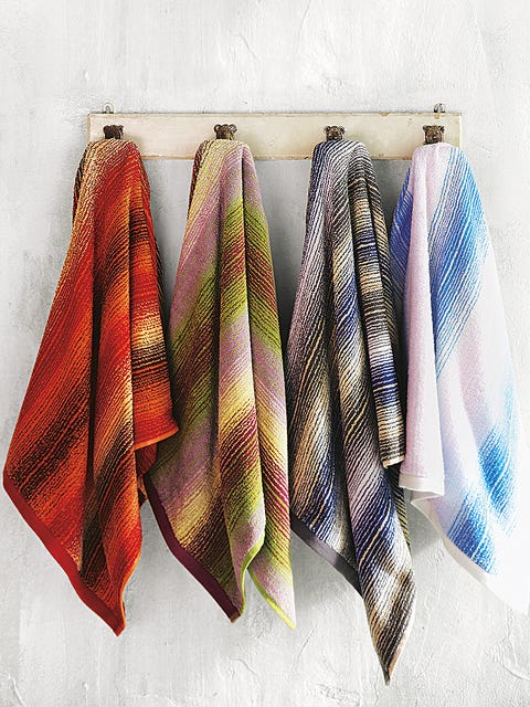 Textile, Clothes hanger, Fashion design, Home accessories, Natural material, Stole, Shawl, Pattern, Linens, 