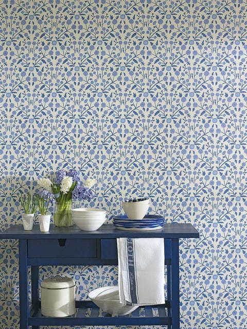 Blue, Serveware, Porcelain, Dishware, Artifact, Ceramic, Interior design, Blue and white porcelain, Pottery, Vase, 