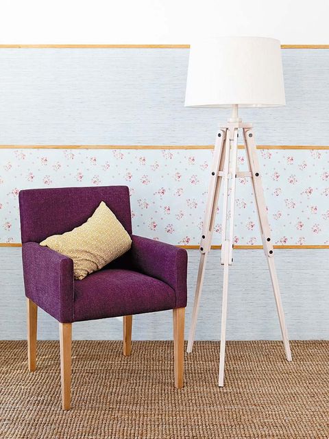 Wood, Furniture, Wall, Purple, Pillow, Lampshade, Beige, Cushion, Throw pillow, Lamp, 
