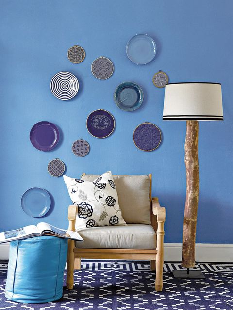Blue, Room, Wall, Interior design, Purple, Lamp, Throw pillow, Lampshade, Pillow, Cushion, 