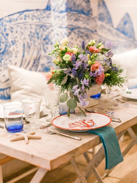 Blue, Table, Bouquet, Furniture, Tablecloth, Petal, Flower, Dishware, Linens, Cut flowers, 