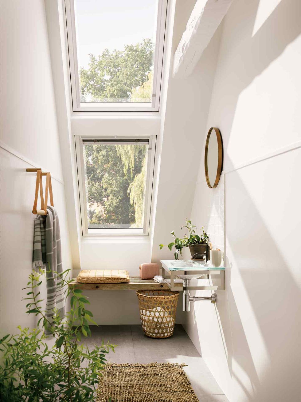 White, Room, Interior design, Property, House, Furniture, Floor, Home, Building, Living room, 