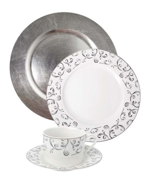 Serveware, Dishware, Circle, Saucer, Porcelain, Still life photography, Oval, Cup, Silver, Kitchen utensil, 