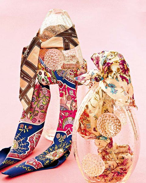 Peach, Visual arts, Fashion design, Sandal, Synthetic rubber, Ballet flat, Glitter, 