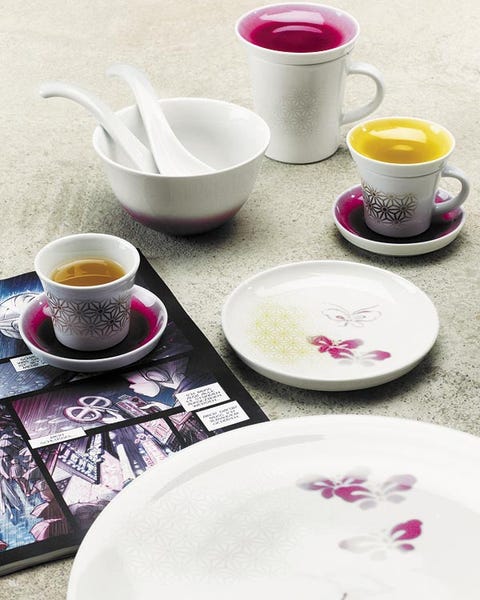 Serveware, Cup, Drinkware, Dishware, Tableware, Teacup, Coffee cup, Porcelain, Drink, Pink, 
