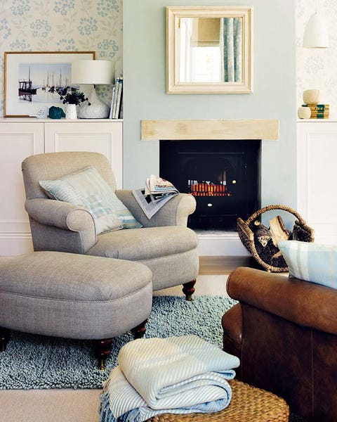 Room, Interior design, Green, Home, Living room, White, Wall, Furniture, Floor, Interior design, 