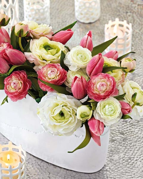 Petal, Bouquet, Flower, Cut flowers, Floristry, Pink, Flower Arranging, Flowering plant, Garden roses, Rose family, 