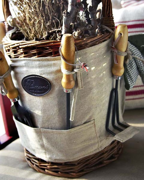 funda para macetas con bolsillos para herramientas