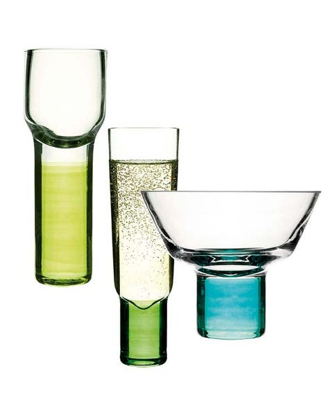 Liquid, Fluid, Drinkware, Green, Glass, Serveware, Drink, Tableware, Dishware, Transparent material, 