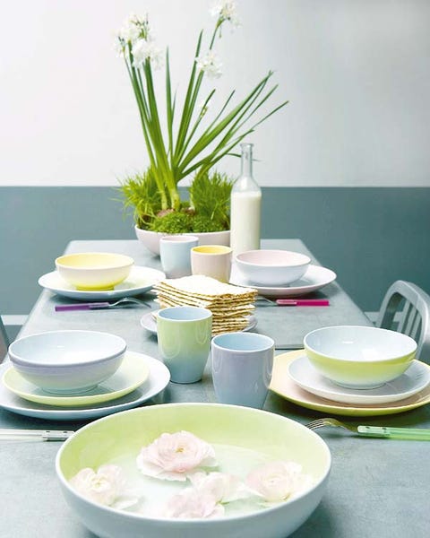 Serveware, Dishware, Porcelain, Ceramic, Flowerpot, Tableware, Dish, earthenware, Pottery, Cuisine, 