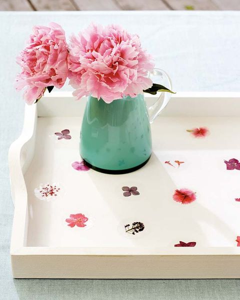 Petal, Flower, Pink, Centrepiece, Cut flowers, Bouquet, Flowering plant, Vase, Flower Arranging, Artifact, 