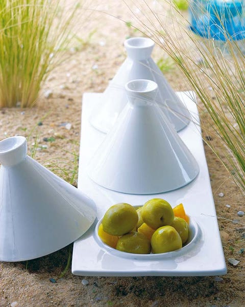 Fruit, Food, Serveware, Dishware, Produce, Grass family, Grey, Plate, Natural foods, Citrus, 