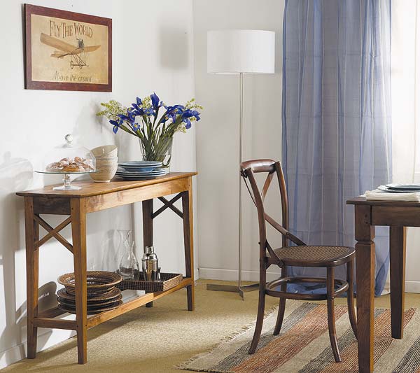 Room, Furniture, Table, Interior design, Bouquet, Floor, Flooring, Interior design, Chair, Picture frame, 