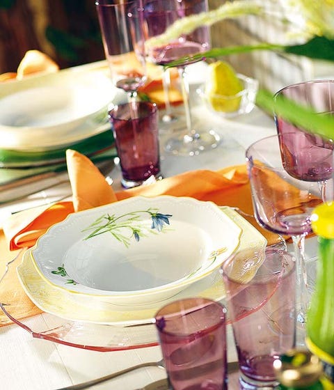 Serveware, Glass, Dishware, Drink, Barware, Drinkware, Alcoholic beverage, Tableware, Fluid, Liquid, 