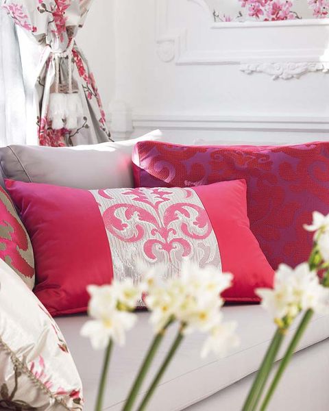 Room, Interior design, Textile, White, Living room, Red, Pink, Petal, Home, Interior design, 