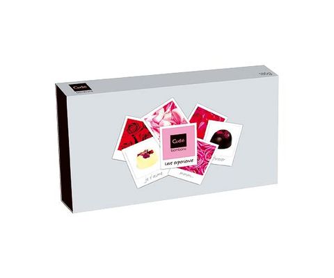 Carmine, Rectangle, Symbol, Graphics, Box, Paper product, Square, 