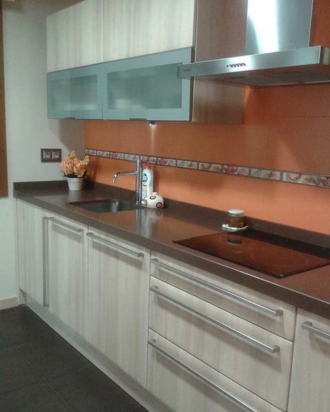 Room, Property, Interior design, Floor, Countertop, Kitchen, Flooring, Glass, Cabinetry, Plumbing fixture, 