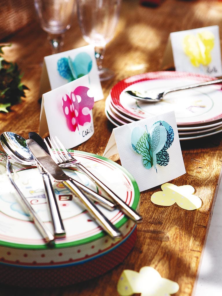 Party favor, Table, Plate, Dishware, Tableware, Porcelain, Food, 