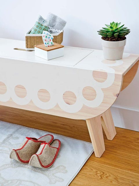 Flowerpot, Floor, Flooring, Houseplant, Wood flooring, Interior design, Hardwood, Laminate flooring, High heels, Wood stain, 