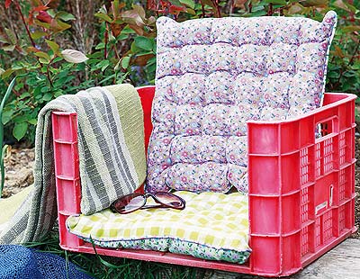 Textile, Throw pillow, Linens, Cushion, Rectangle, Couch, Pillow, Design, Outdoor furniture, Cabinetry, 