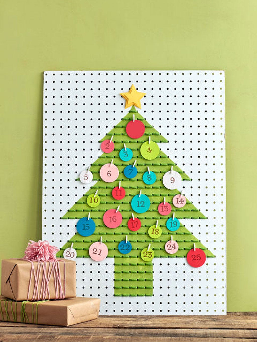Christmas decoration, Art, Christmas tree, Pattern, Interior design, Christmas, Creative arts, Ornament, Christmas eve, Decoration, 