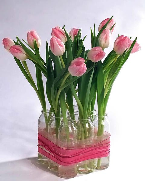Petal, Flower, Pink, Magenta, Cut flowers, Flowering plant, Bouquet, Artifact, Vase, Flower Arranging, 
