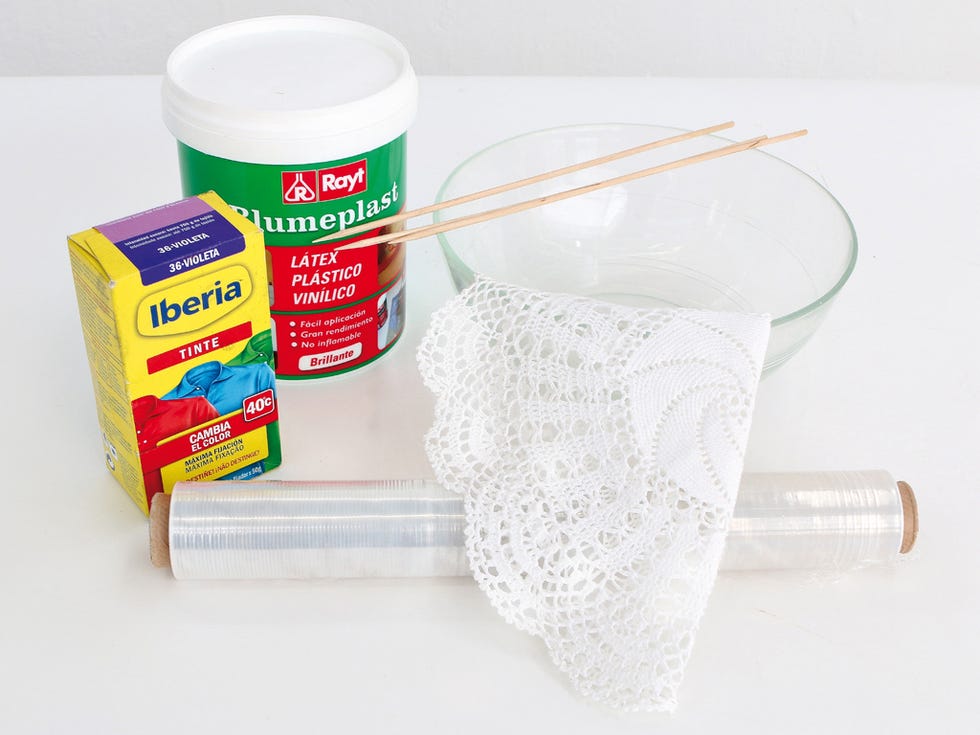 Product, Drinkware, Plastic, Chemical compound, Rectangle, Household supply, Personal care, General supply, 