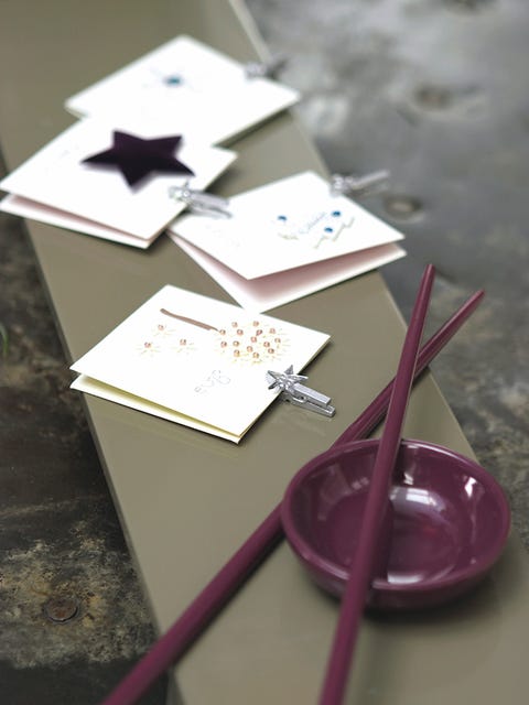 Stationery, Carmine, Kitchen utensil, Paper product, Material property, Paper, Chopsticks, Craft, Office instrument, Paint, 