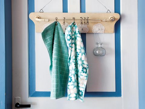 Blue, Textile, Teal, Aqua, Clothes hanger, Turquoise, Azure, Natural material, Door handle, Animal product, 