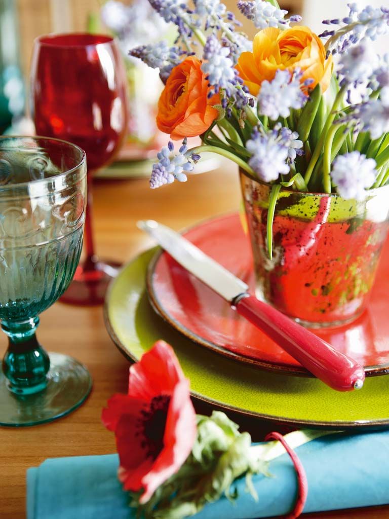 Food, Ingredient, Dish, Meal, Garnish, Cuisine, Flower, Plant, Table, Finger food, 