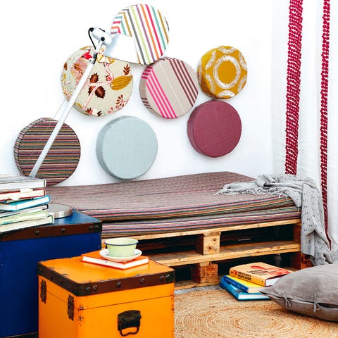 Room, Bed, Circle, Linens, Peach, Bedding, Machine, Bedroom, Window treatment, Lamp, 