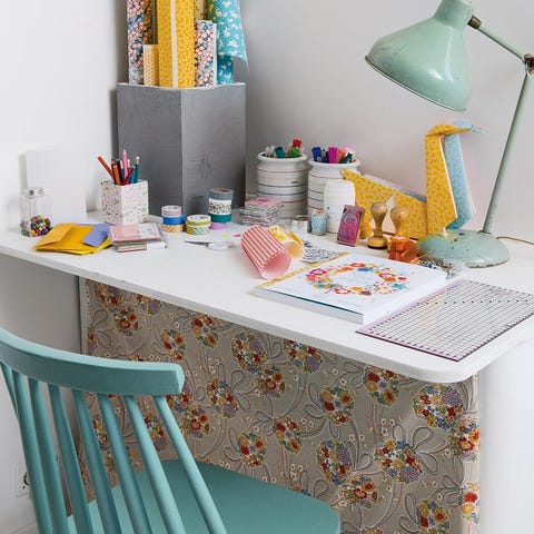 Furniture, Table, Teal, Turquoise, Aqua, Tablecloth, Home accessories, Linens, Interior design, Lamp, 