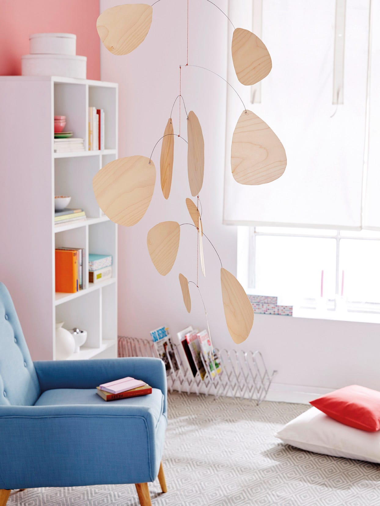 Room, Wall, Furniture, Interior design, Living room, studio couch, Floor, Table, Couch, House, 