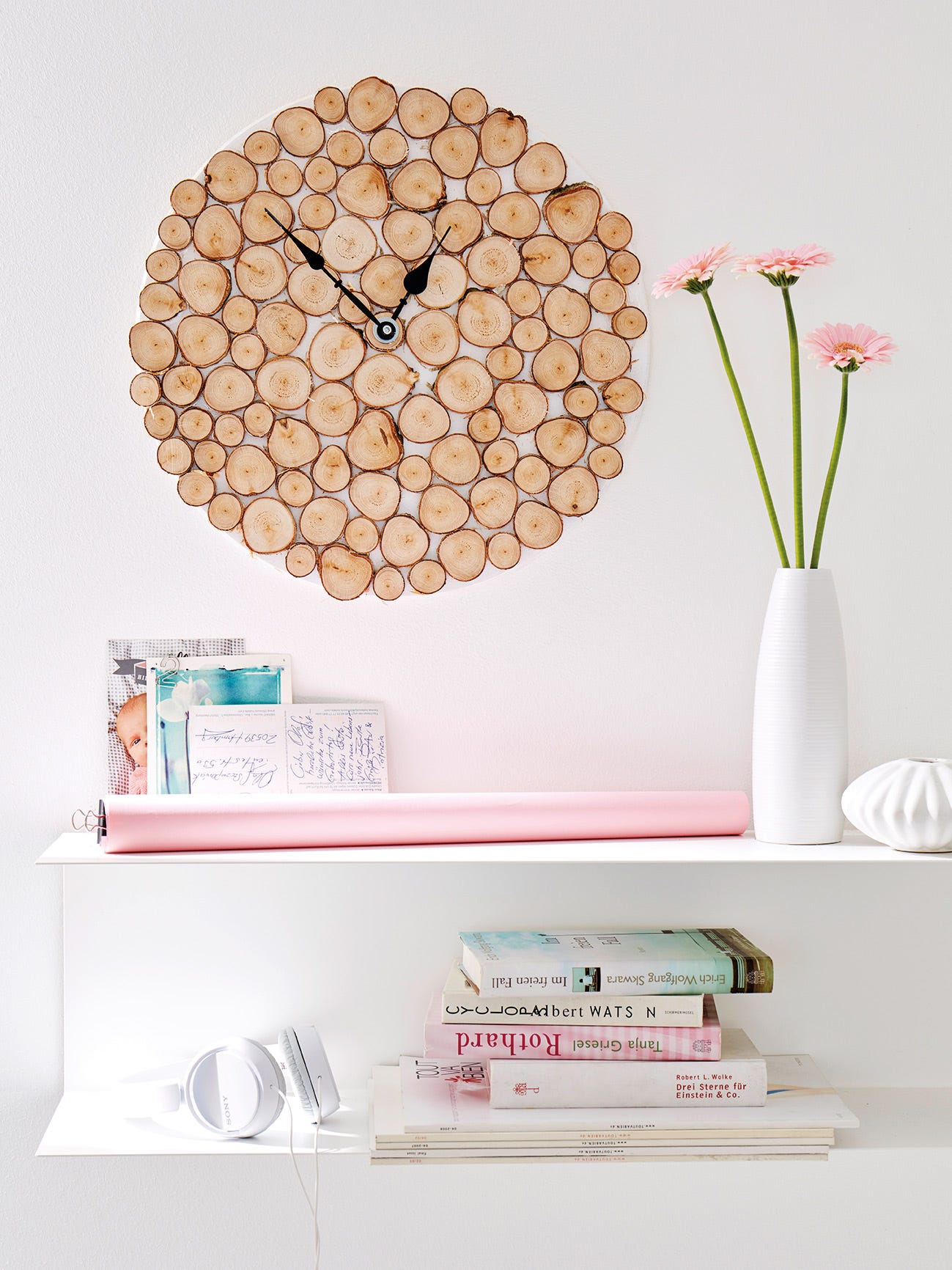 Shelf, Wall, Furniture, Table, Interior design, Room, Shelving, Circle, Wood, Hydrangea, 